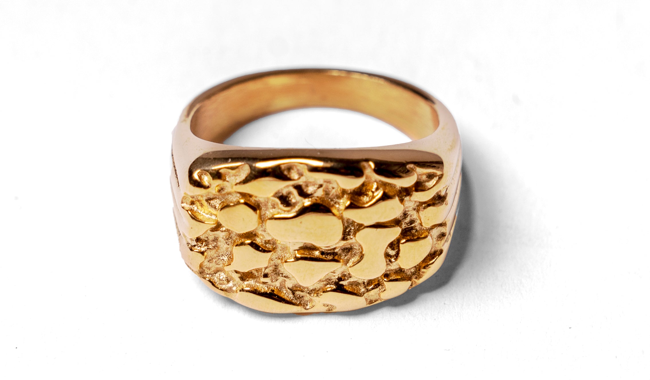 NUGGET RING. - GOUD