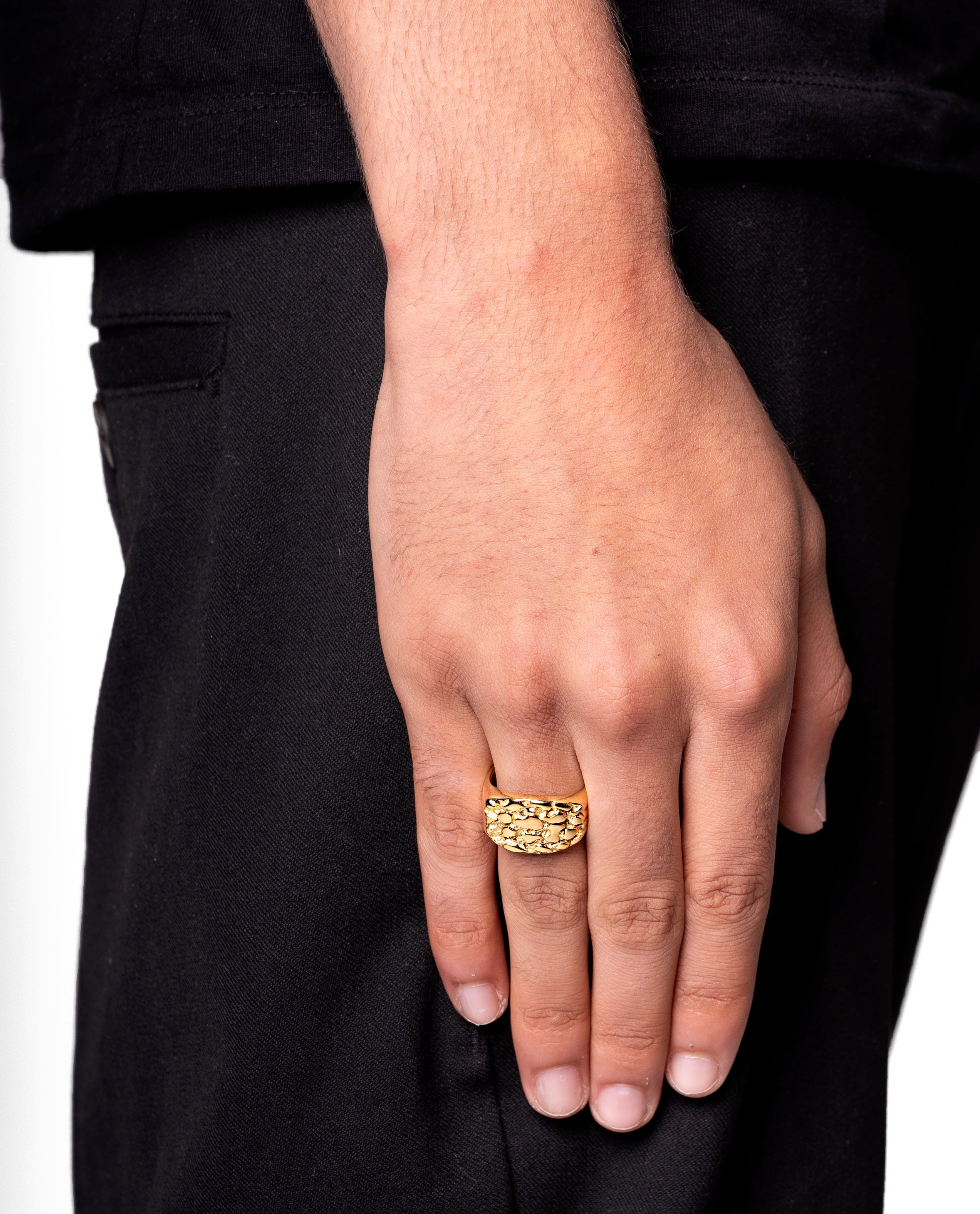 NUGGET RING. - GOUD